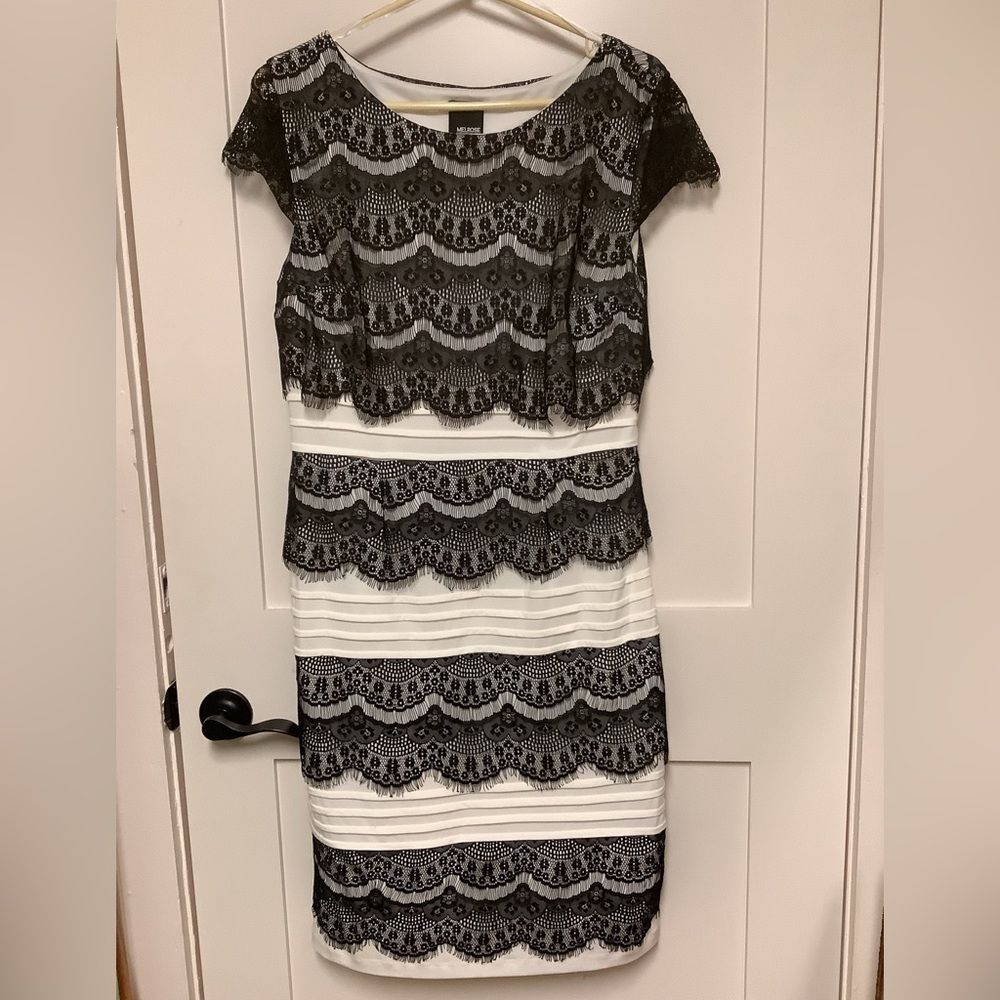 Melrose Size 14 Elegant Black & White Lace short sleeve MIDI Dress